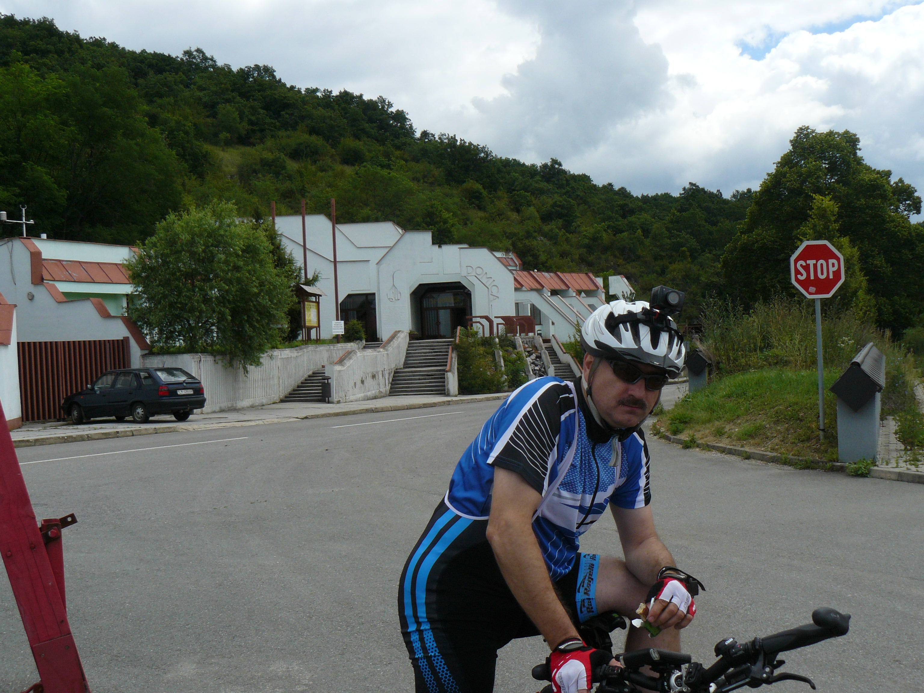 82 V areáli jaskyne Domica