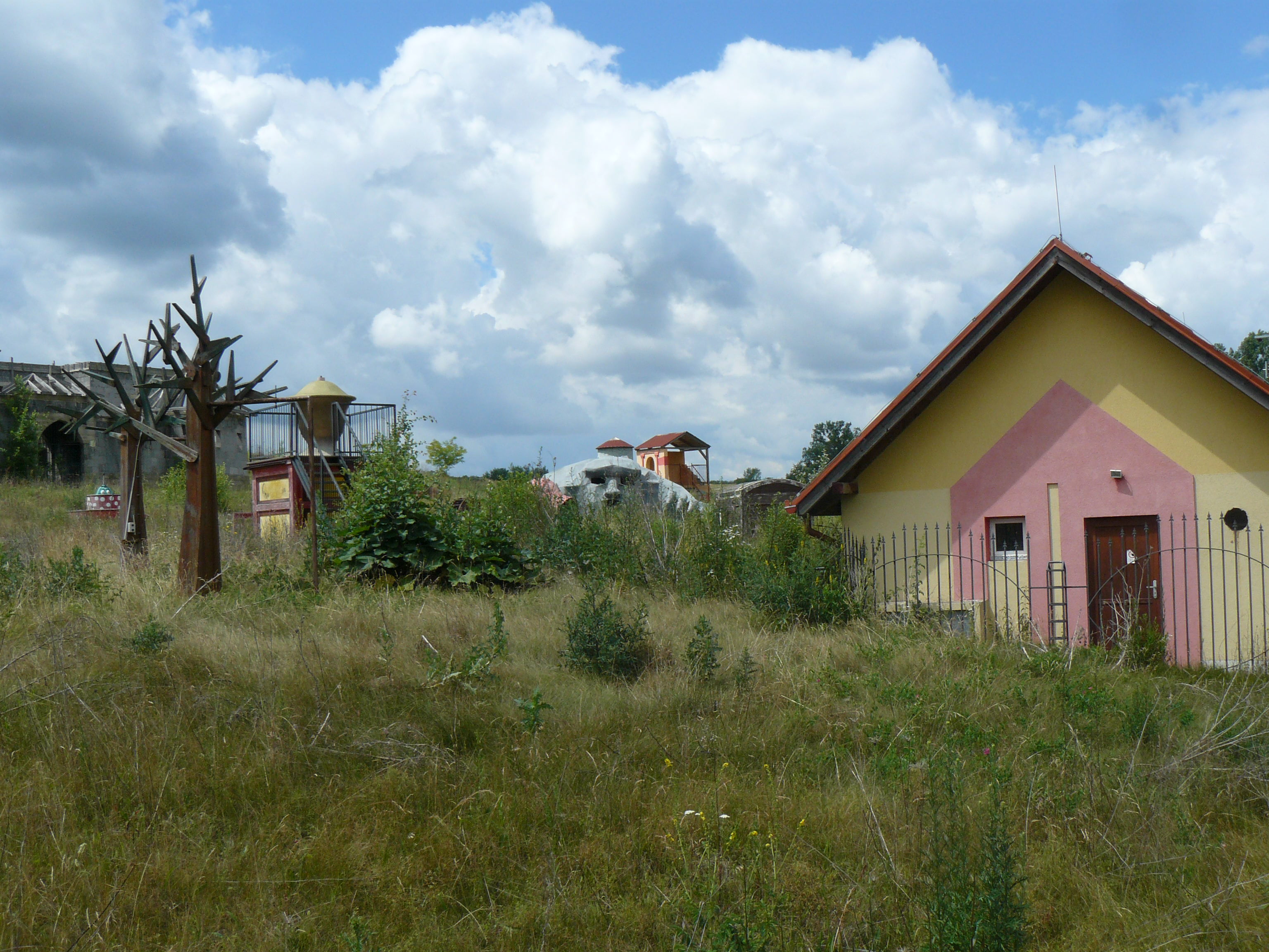 91 V areáli jaskyne Domica