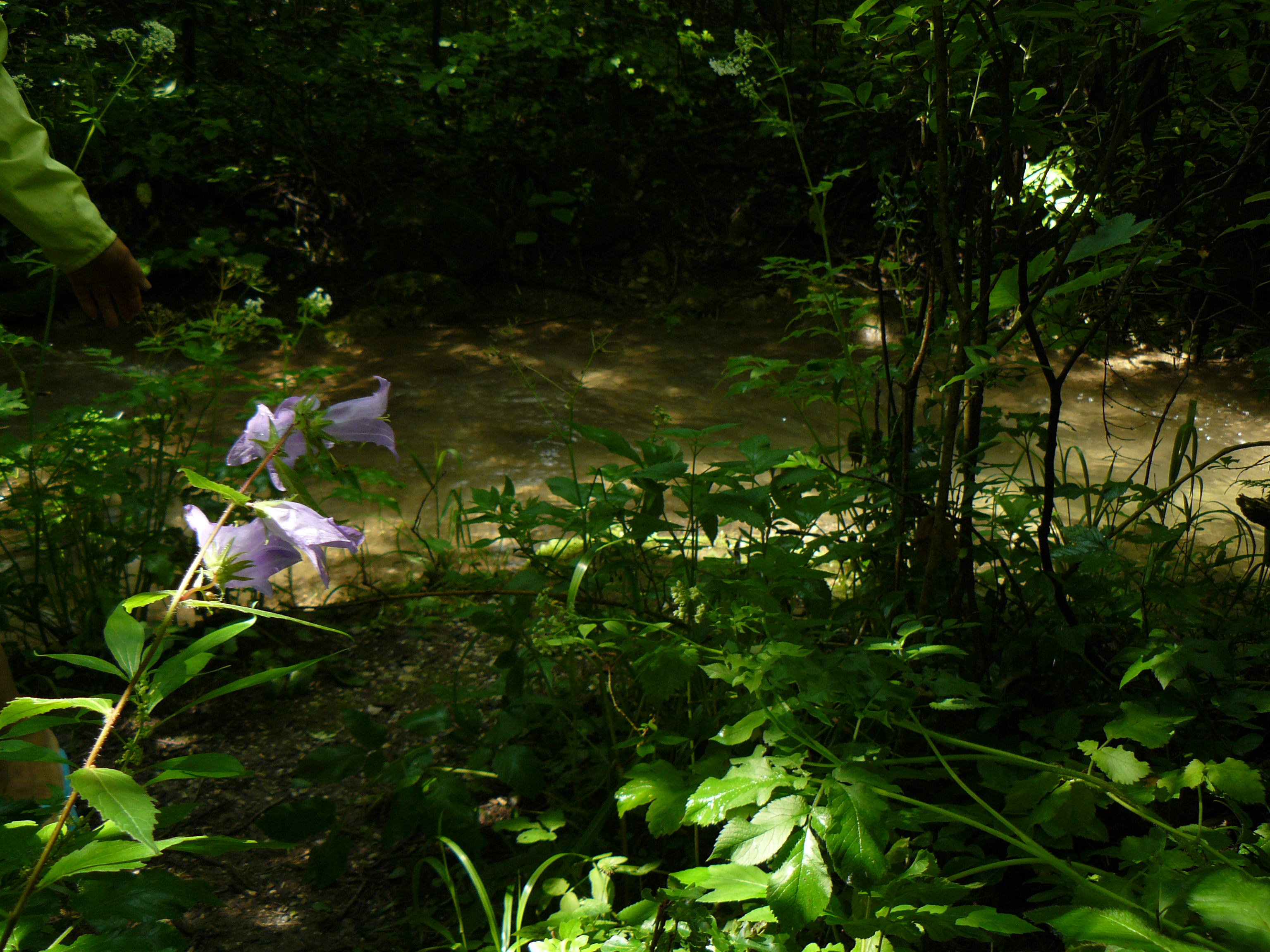 33 K Hájskym vodopádom