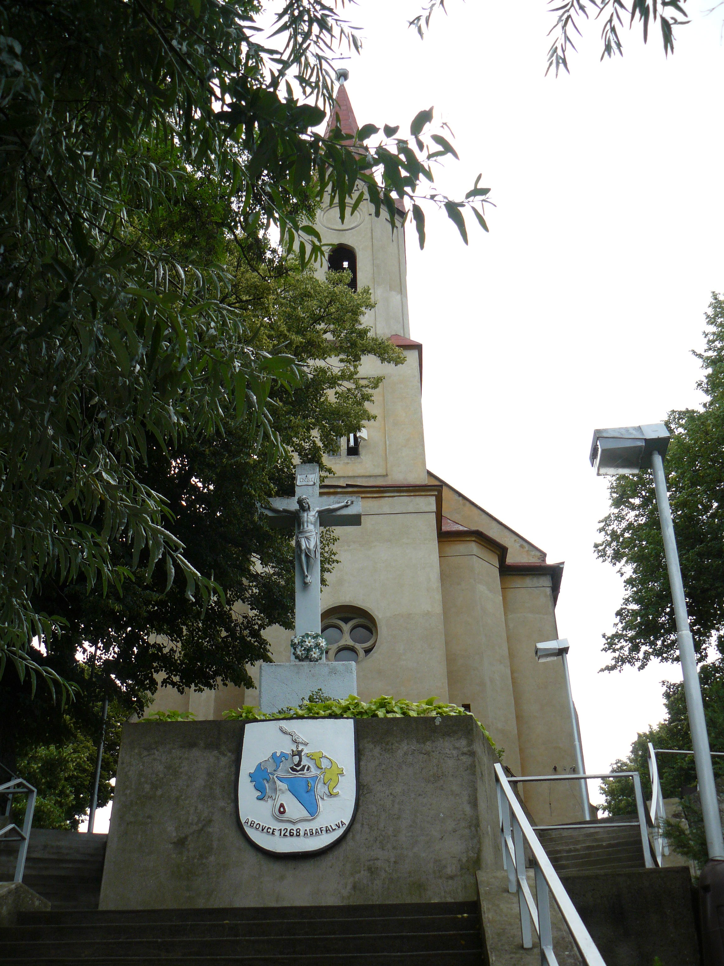 07 Ráno v Abovciach - kostol bez farára